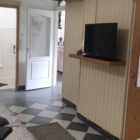 Apartment Dunaparti Timar