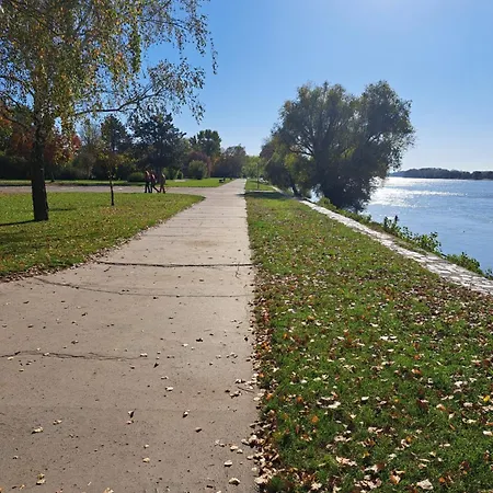 Dunaparti Timar Lejlighed Vác